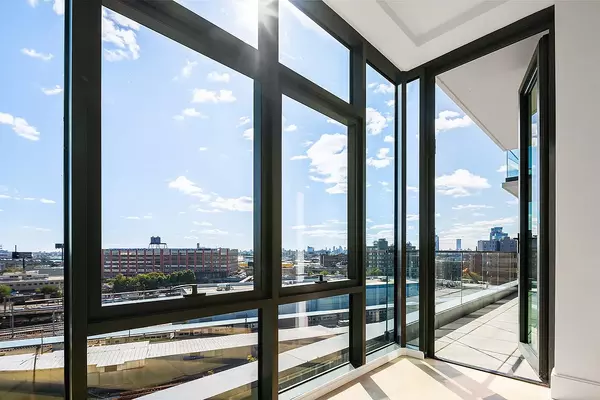 Long Island City, NY 11101,22-18 Jackson Ave #1010