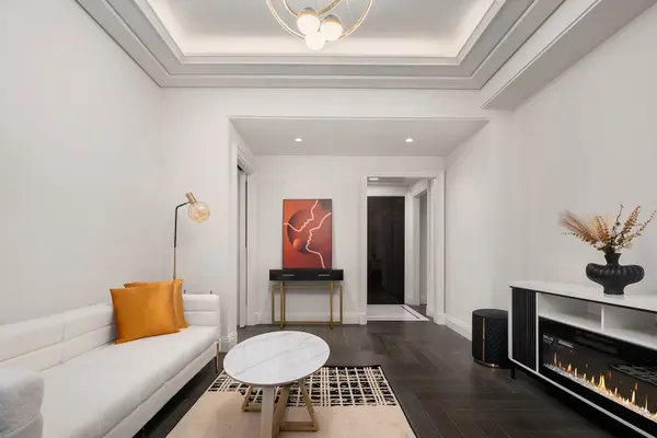 303 Park Ave #2025, New York, NY 10022-7180
