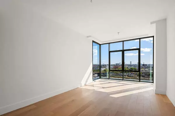 22-18 Jackson Avenue #1010, Queens, NY 11101