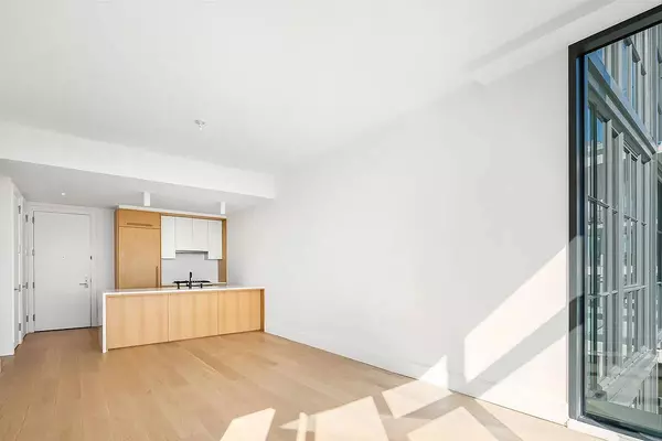 22-18 Jackson Avenue #1010, Queens, NY 11101