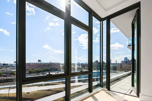 22-18 Jackson Avenue #1010, Queens, NY 11101