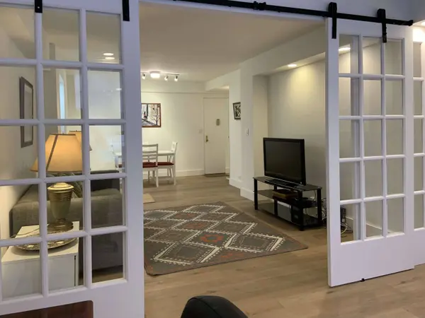 210 E 47th Street #2H, Manhattan, NY 10017-2104