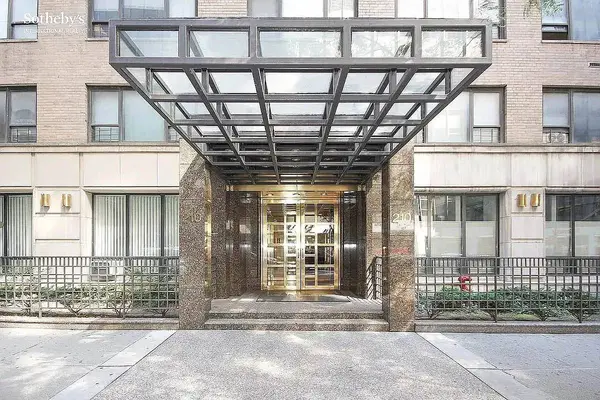 210 E 47th Street #2H, Manhattan, NY 10017-2104