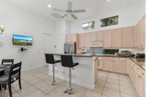 7695 Villa D Este WAY, Delray Beach, FL 33446