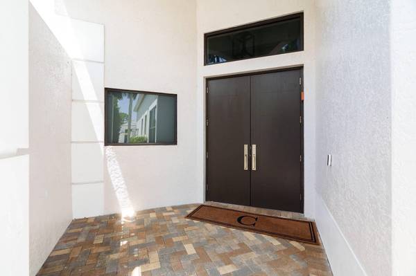 16125 Villa Vizcaya PL, Delray Beach, FL 33446