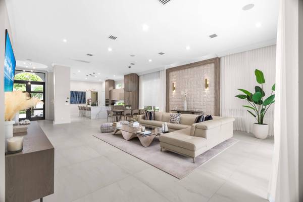 7952 Trieste PL, Delray Beach, FL 33446