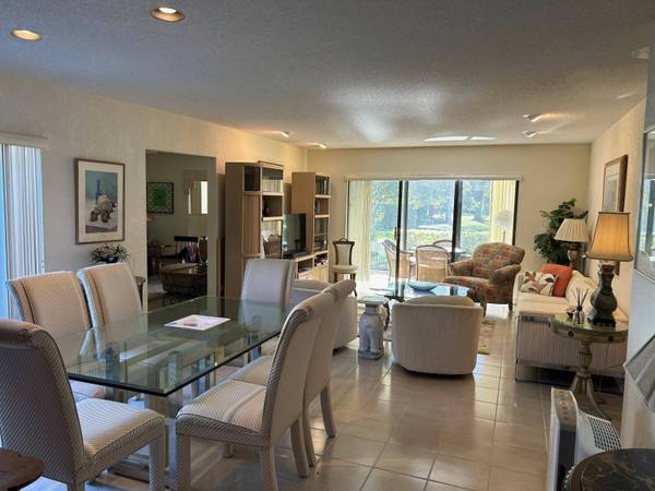 9307 Pecky Cypress LN 17a, Boca Raton, FL 33428