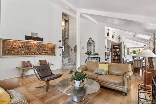 9956 Cummins Pl, San Diego, CA 92131