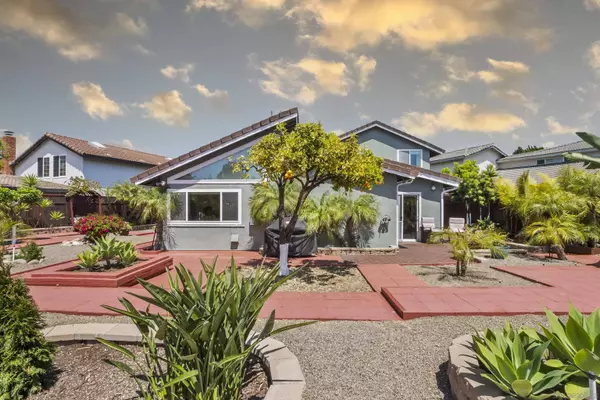 9956 Cummins Pl, San Diego, CA 92131