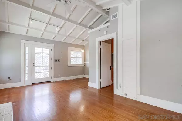 2575 Russ Blvd, San Diego, CA 92102