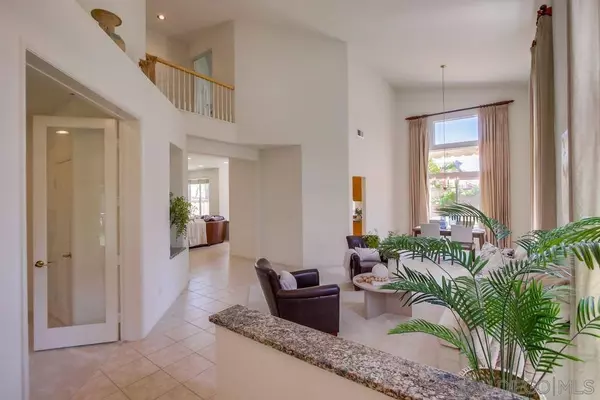 11841 Treewind Ct, San Diego, CA 92128