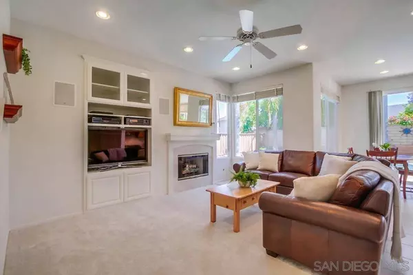 11841 Treewind Ct, San Diego, CA 92128