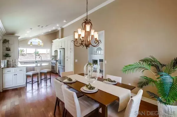 10614 Canyon Lake Dr, San Diego, CA 92131