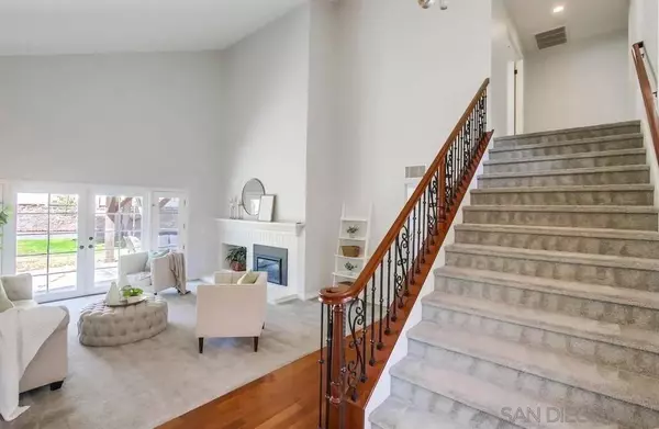 10614 Canyon Lake Dr, San Diego, CA 92131