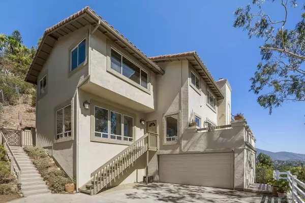 4333 Calavo Dr, La Mesa, CA 91941