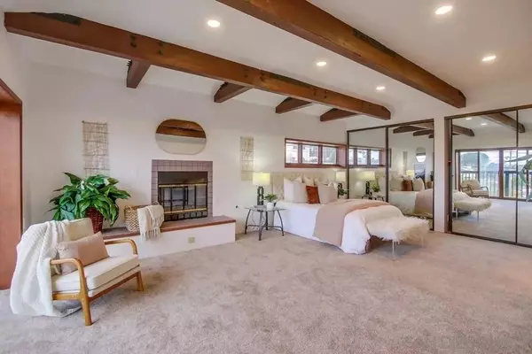 2068 Guizot St, San Diego, CA 92107