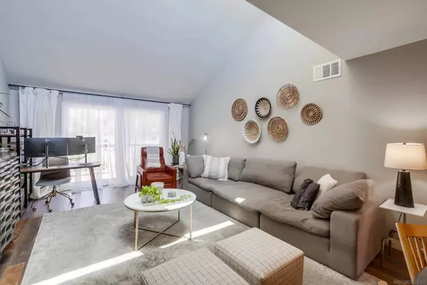 10374 Caminito Banyon, San Diego, CA 92131