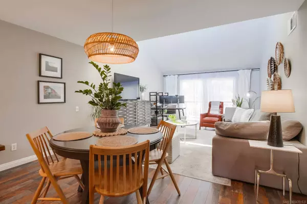 10374 Caminito Banyon, San Diego, CA 92131