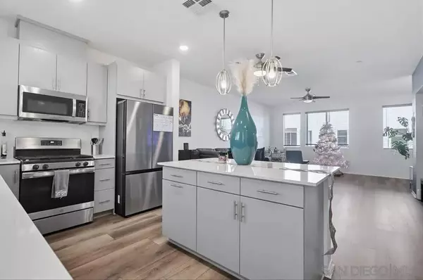 5474 Seacliff Pl #36, San Diego, CA 92154