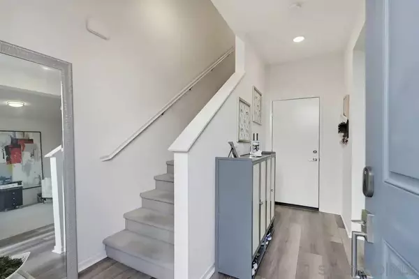 5474 Seacliff Pl #36, San Diego, CA 92154