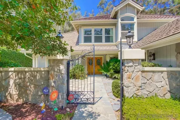 10494 Livewood Way, San Diego, CA 92131