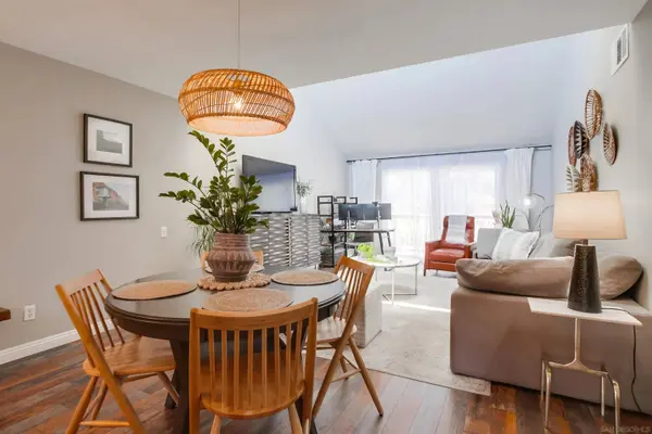 10374 Caminito Banyon, San Diego, CA 92131