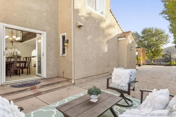 11409 Duenda Rd, San Diego, CA 92127