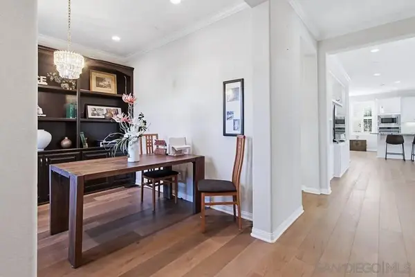 7951 Lusardi Creek Ln, San Diego, CA 92127