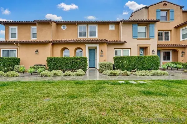 17059 Calle Trevino #5, San Diego, CA 92127