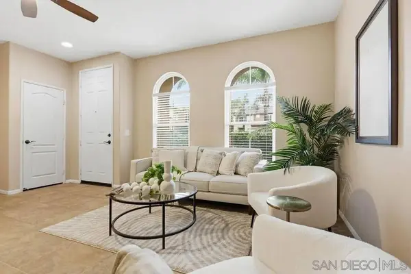 17059 Calle Trevino #5, San Diego, CA 92127