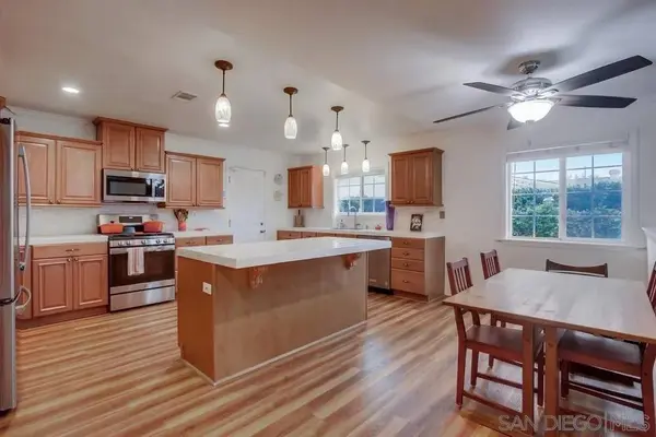 10520 El Nopal, Santee, CA 92071