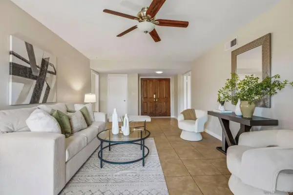 1030 Daisy St, Escondido, CA 92027