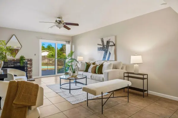 1030 Daisy St, Escondido, CA 92027