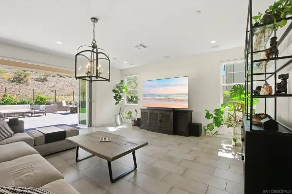 8201 Rose Quartz, San Diego, CA 92126