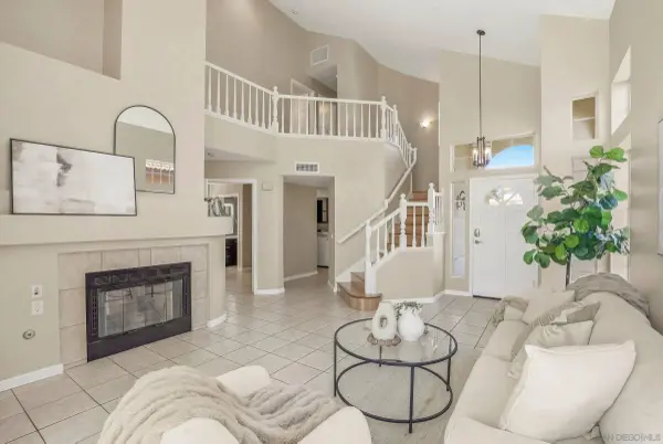 13354 Darview, San Diego, CA 92129