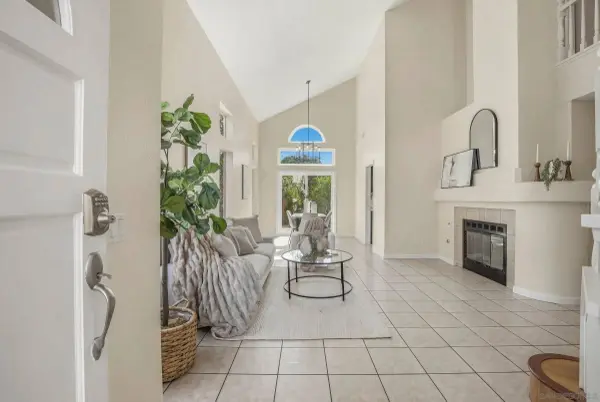 13354 Darview, San Diego, CA 92129