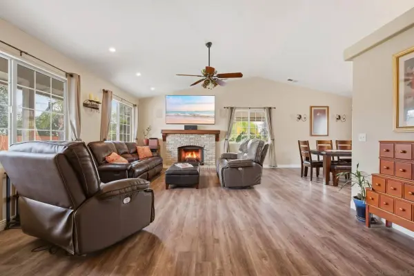 2417 Robertson, Ramona, CA 92065