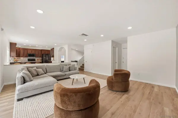 13235 Bavarian, San Diego, CA 92129