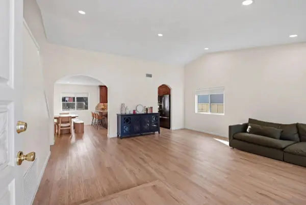 13235 Bavarian, San Diego, CA 92129