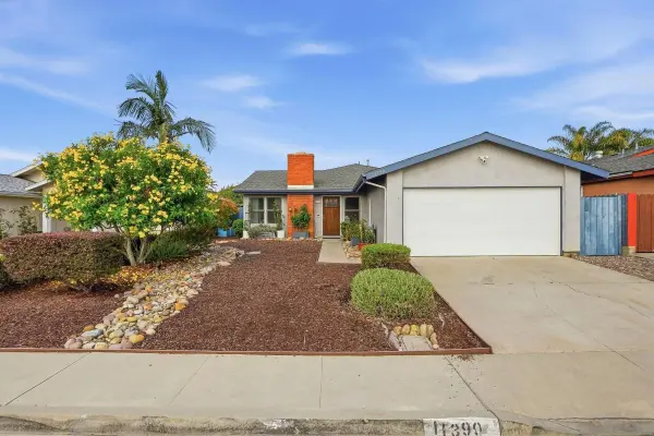 11390 Acrux, San Diego, CA 92126