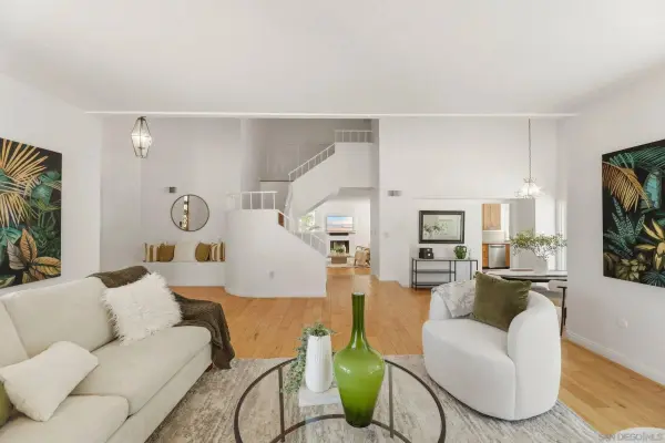 17876 Aguamiel, San Diego, CA 92127