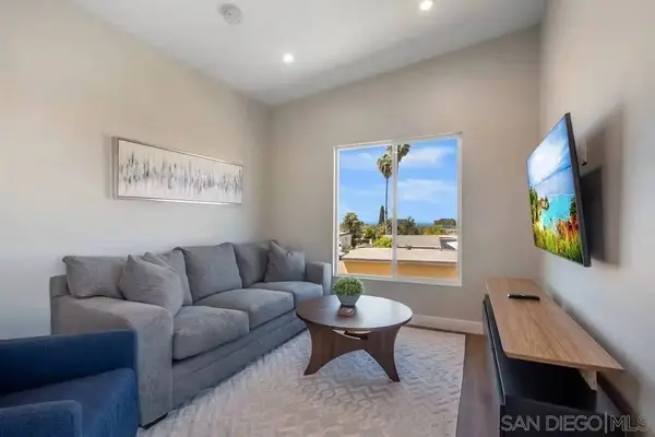 4727 Iroquois Ave, San Diego, CA 92117