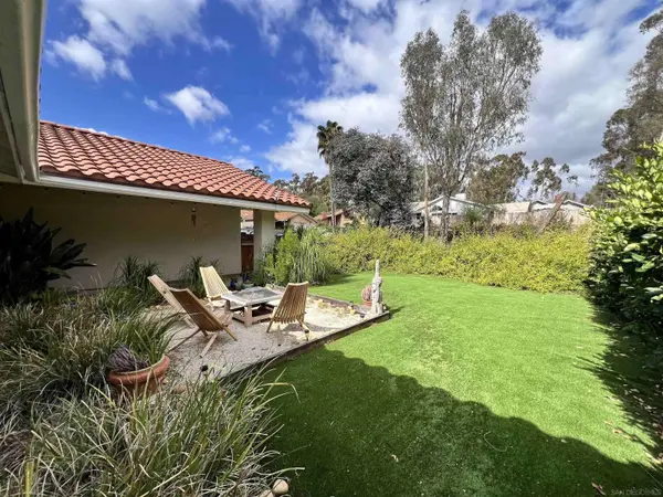 10184 Aviary Dr, San Diego, CA 92131