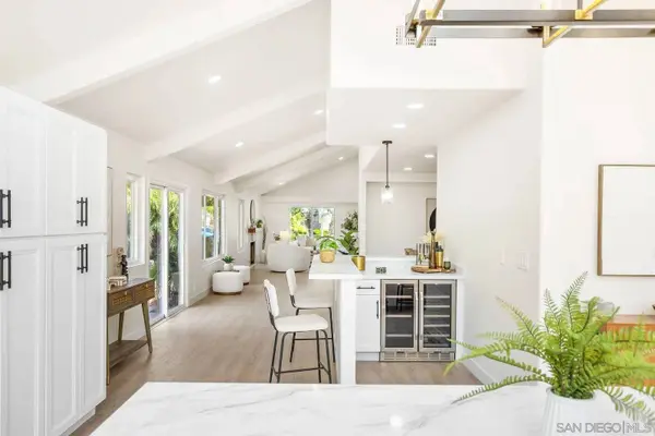 9956 Cummins Pl, San Diego, CA 92131