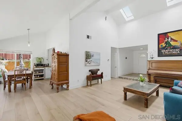 10184 Aviary Dr, San Diego, CA 92131