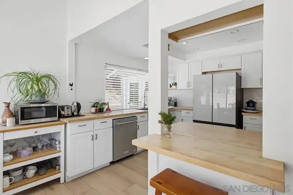 10184 Aviary Dr, San Diego, CA 92131
