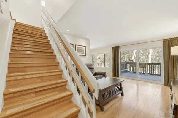 10657 Caminito Memosac, San Diego, CA 92131