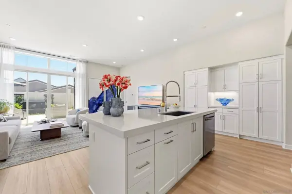 12546 Taylor Way, San Diego, CA 92129