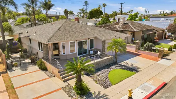 3634 Crown Point Dr, San Diego, CA 92109