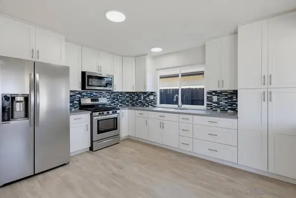 11355 Camarosa Cir, San Diego, CA 92126